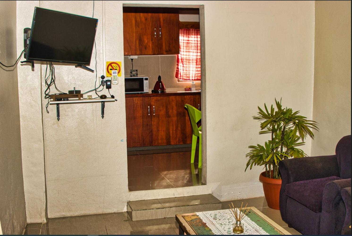 Guddy'S Riverside Cottage Nausori Екстер'єр фото